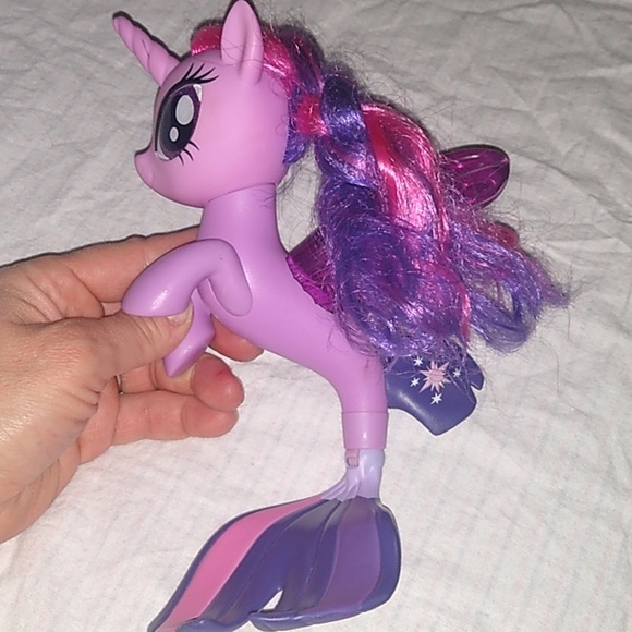 My Little Pony Twilight Sparkle Seapony - Picture 2 of 4